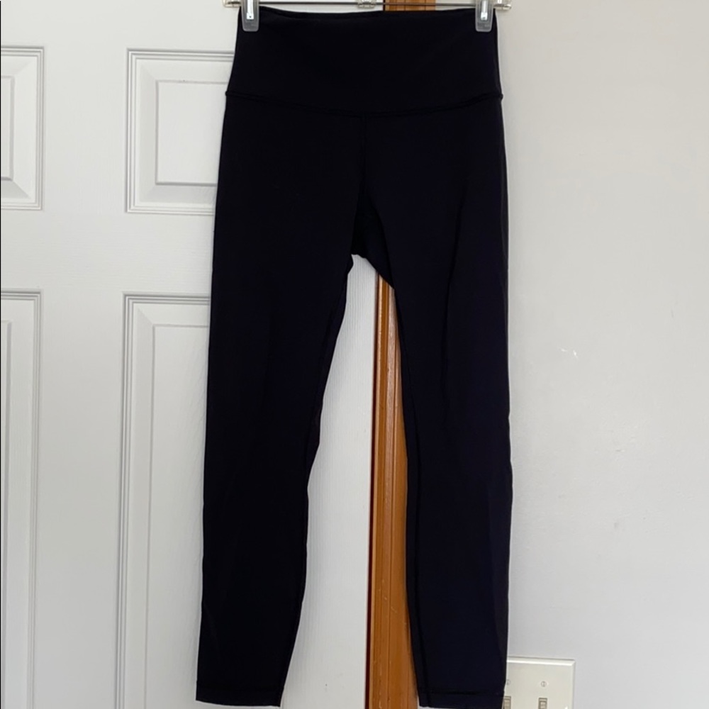 Lululemon wunder under